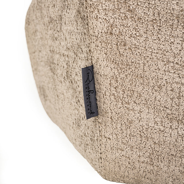 Draaistoel Marlon taupe chenille (Bergen 104 taupe chenille) van Richmond Interiors – Luxe comfort op maat van PureWonen. Vraag naar de beste prijs.