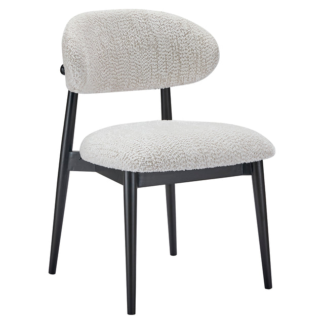 Stoel Cherry lovely cream (Be Lovely 11 Cream) van Richmond Interiors – Luxe comfort op maat van PureWonen. Vraag naar de beste prijs.