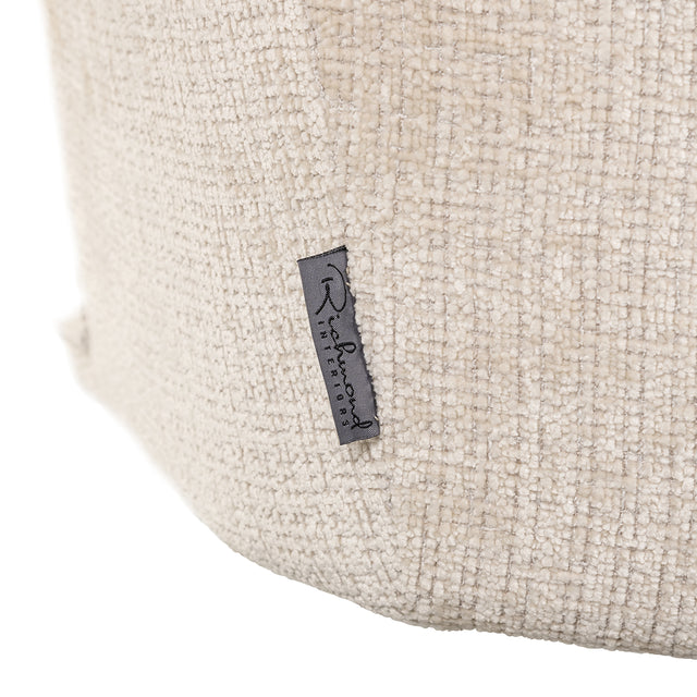 Draaistoel met arm Dakota beige chenille (Niagara 902 beige Chenille) van Richmond Interiors – Luxe comfort op maat van PureWonen. Vraag naar de beste prijs.