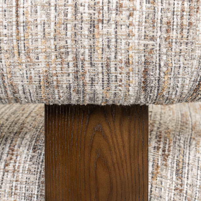 Fauteuil Arabella greige coco (Greige coco) van Richmond Interiors – Luxe comfort op maat van PureWonen. Vraag naar de beste prijs.