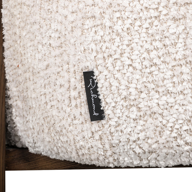 Fauteuil Arabella lovely cream (Be Lovely 11 Cream) van Richmond Interiors – Luxe comfort op maat van PureWonen. Vraag naar de beste prijs.