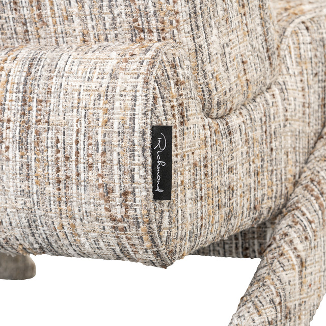 Fauteuil Lexi greige coco (Greige coco) van Richmond Interiors – Luxe comfort op maat van PureWonen. Vraag naar de beste prijs.