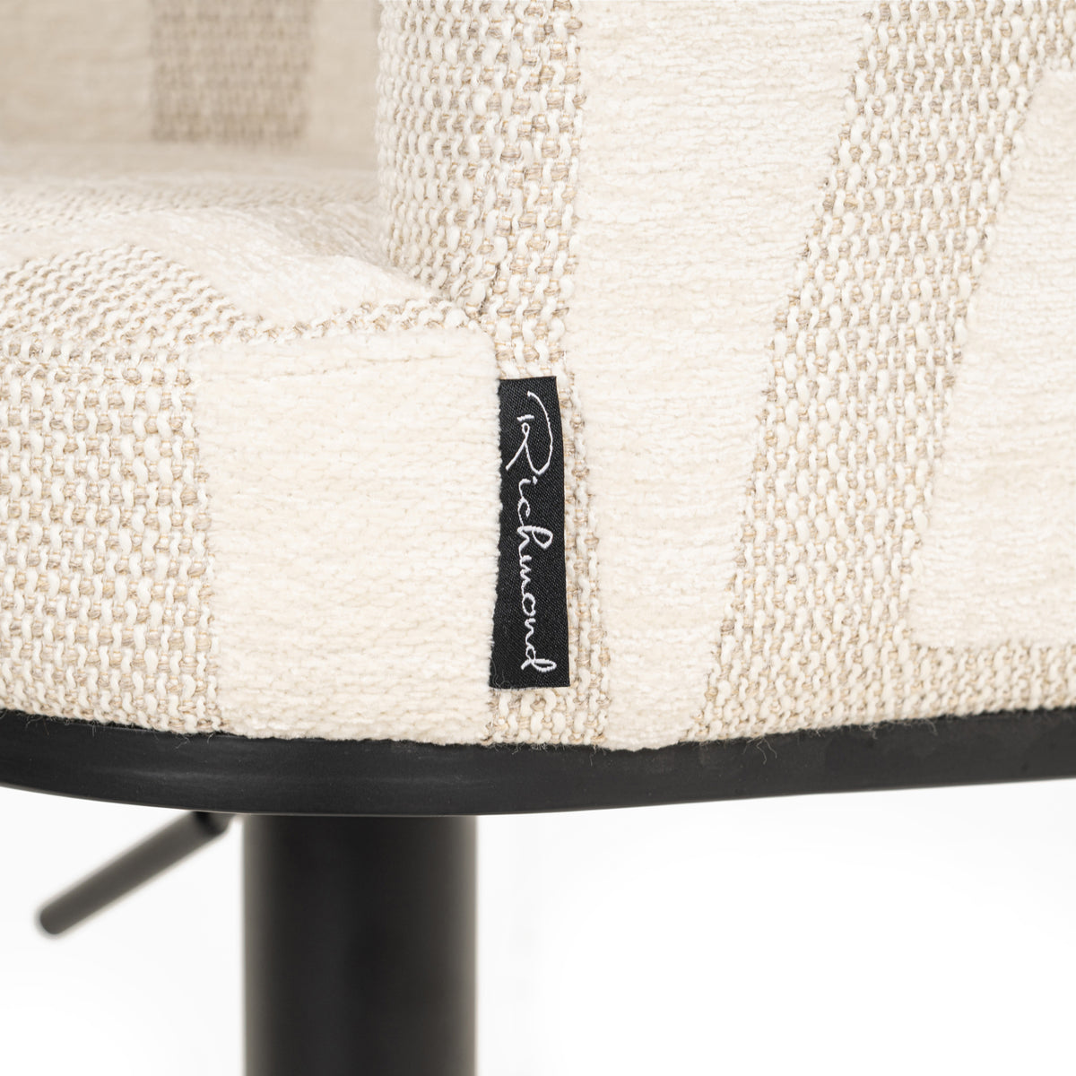 Bar/counterstoel Cheyenne beige graffic (Beige graffic) – Richmond Interiors (afbeelding 2)