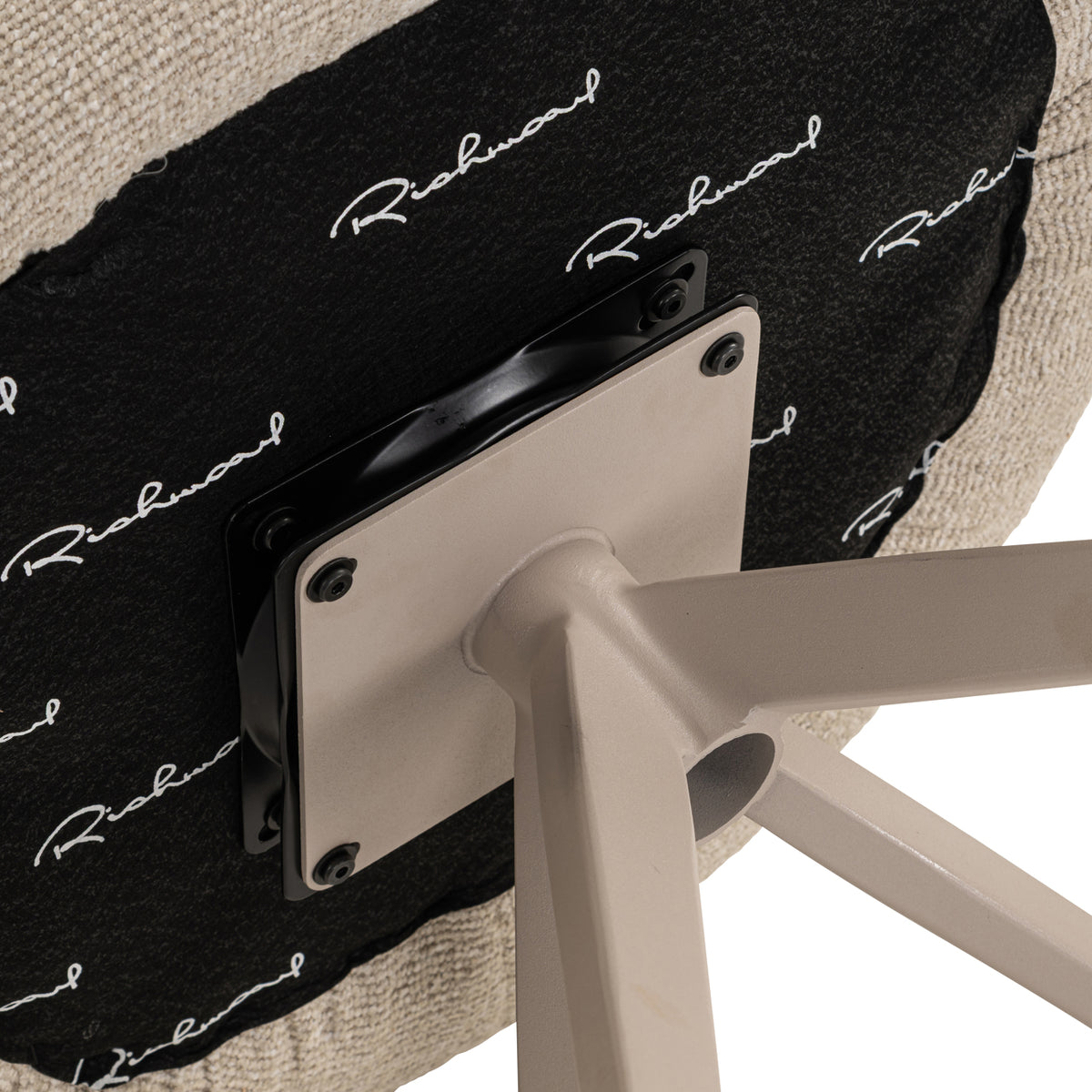 Draaistoel Olivia biscotti (Biscotti) – Richmond Interiors (afbeelding 9)