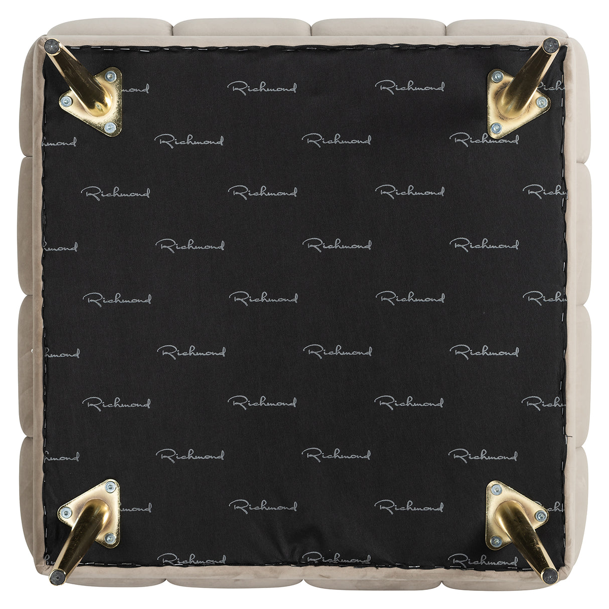Poef Huxley khaki velvet (Quartz Khaki 903) van Richmond Interiors – Luxe comfort op maat van PureWonen. Vraag naar de beste prijs.
