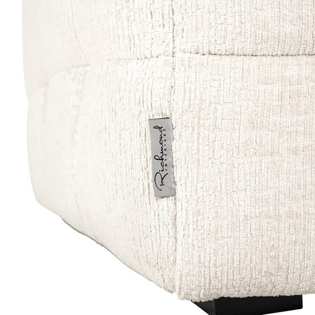 Fauteuil Merrol cream fusion fire retardant (FR-Fusion 02 Cream) van Richmond Interiors – Luxe comfort op maat van PureWonen. Vraag naar de beste prijs.