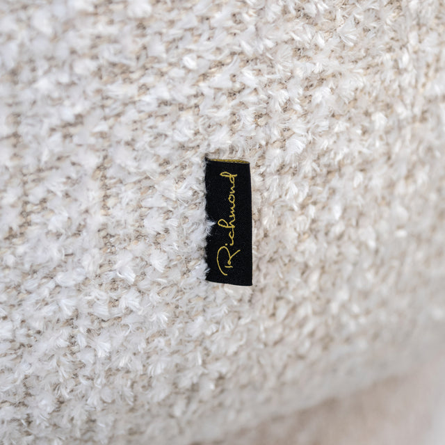 Sofa Rodina lovely cream (Be Lovely 11 Cream) van Richmond Interiors – Luxe comfort op maat van PureWonen. Vraag naar de beste prijs.