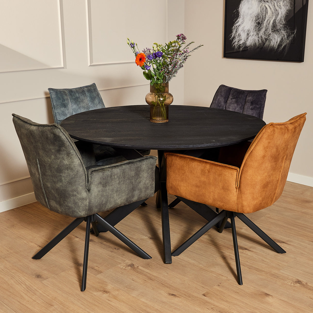 Eetkamerstoel Dani | Velvet Light Blue (set of 2) van PureWonen – Luxe comfort op maat van PureWonen. Vraag naar de beste prijs.