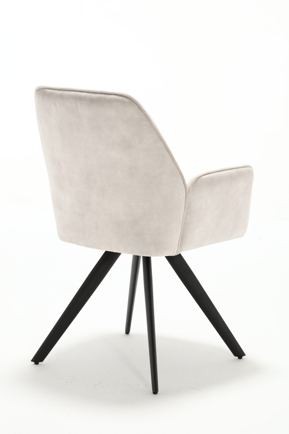 Eetkamerstoel Nova | Champagne (set of 2) van PureWonen – Luxe comfort op maat van PureWonen. Vraag naar de beste prijs.