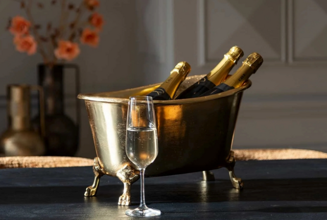 Wijnkoeler Chiara (Gold) van Richmond Interiors – Luxe comfort op maat van PureWonen. Vraag naar de beste prijs.