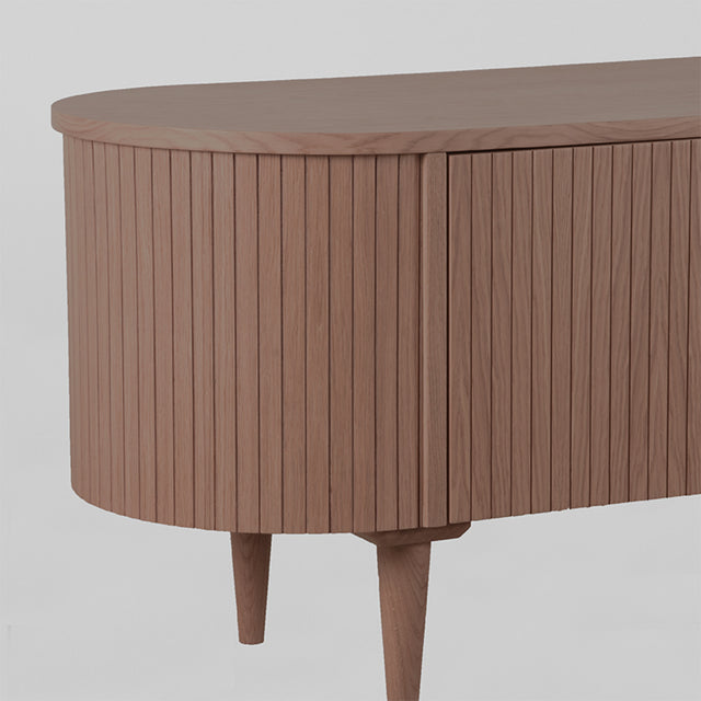 LABEL51 Tv-meubel Oliva - Walnoot - Eiken - Tv-Meubel 180 cm van LABEL51 – Luxe comfort op maat van PureWonen. Vraag naar de beste prijs.