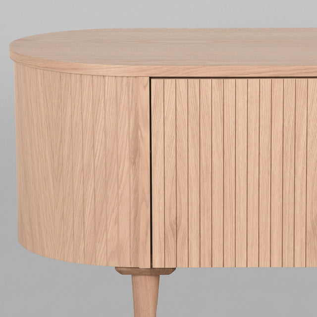 LABEL51 Tv-meubel Oliva - Naturel - Eiken - Tv-Meubel 220 cm van LABEL51 – Luxe comfort op maat van PureWonen. Vraag naar de beste prijs.