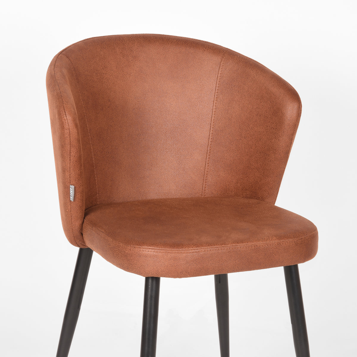 LABEL51 Eetkamerstoel Wave - Cognac - Microfiber van LABEL51 – Luxe comfort op maat van PureWonen. Vraag naar de beste prijs.