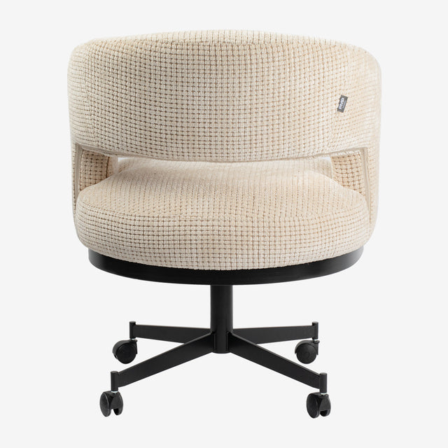 Bridgestone eetkamerstoel met wielen. van NIX Design – Luxe comfort op maat van PureWonen. Vraag naar de beste prijs.