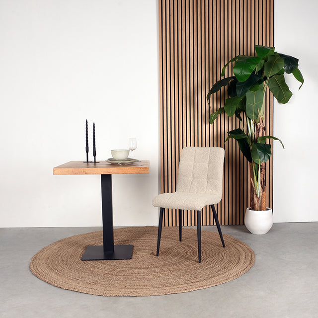 LABEL51 Eetkamerstoel Sam - Zand - Boucle van LABEL51 – Luxe comfort op maat van PureWonen. Vraag naar de beste prijs.