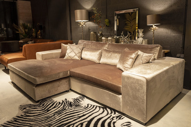 Hulk lounge stof Kemer van PureWonen – Luxe comfort op maat van PureWonen. Vraag naar de beste prijs.