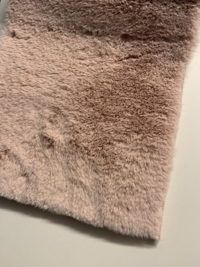 Hulk lounge stof TEDDY van PureWonen – Luxe comfort op maat van PureWonen. Vraag naar de beste prijs.