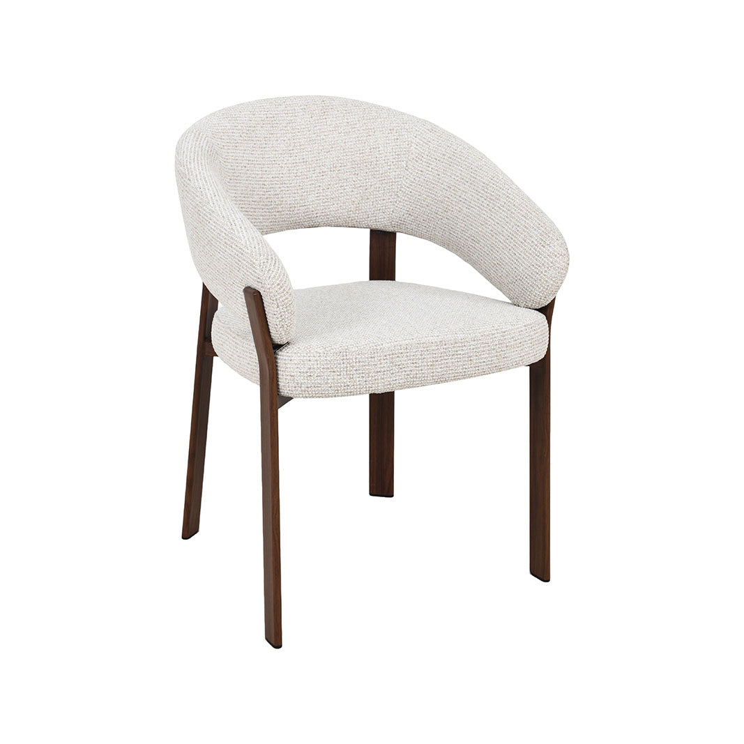 LABEL51 Eetkamerstoel Sato - Naturel - Prestige - Walnoot Houten Frame van LABEL51 – Luxe comfort op maat van PureWonen. Vraag naar de beste prijs.