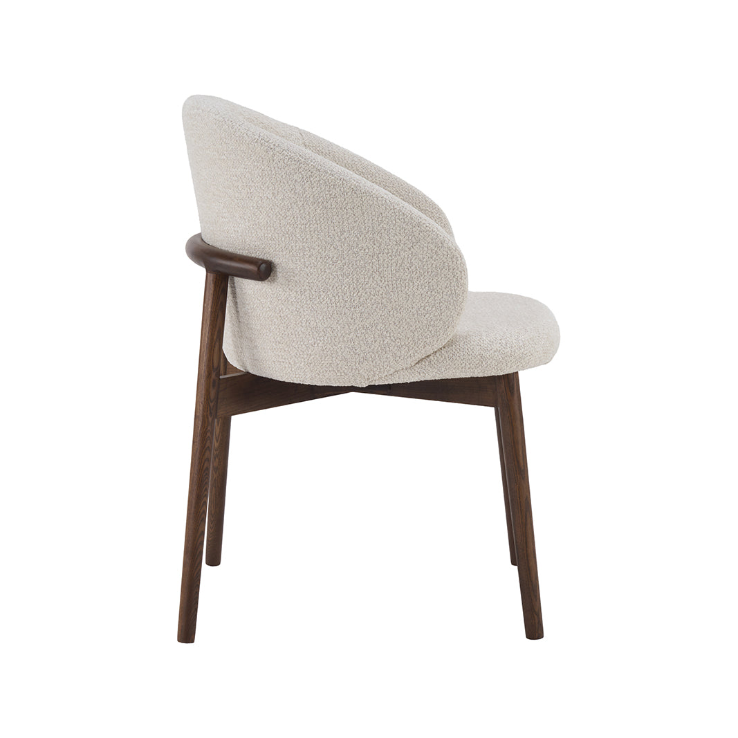 LABEL51 Eetkamerstoel Nagano - Naturel - Geweven - Walnoot Houten Frame van LABEL51 – Luxe comfort op maat van PureWonen. Vraag naar de beste prijs.