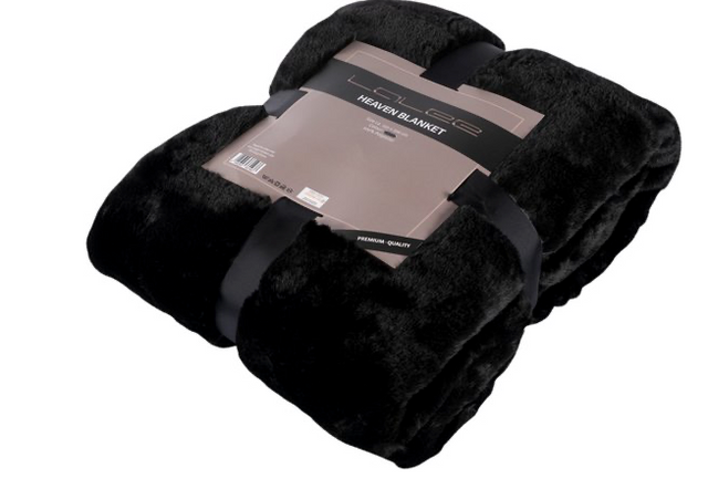 Plaid Heaven 150x200 zwart van PureWonen – Luxe comfort op maat van PureWonen. Vraag naar de beste prijs.