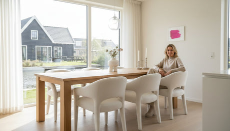 De moderne eetkamerstoel: Een gids voor comfort, stijl en beleving in 2026