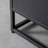 LABEL51 Bergkast Luff - Zwart - Metaal - Hoge Kast van LABEL51 – Luxe comfort op maat van PureWonen. Vraag naar de beste prijs.