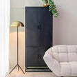 LABEL51 Bergkast Luff - Zwart - Metaal - Hoge Kast van LABEL51 – Luxe comfort op maat van PureWonen. Vraag naar de beste prijs.