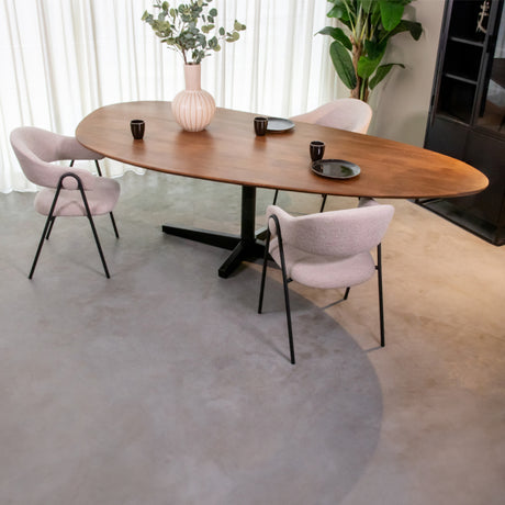 LABEL51 Eetkamertafel Rosie - Nature - Mangohout - 260x110 cm van LABEL51 – Luxe comfort op maat van PureWonen. Vraag naar de beste prijs.