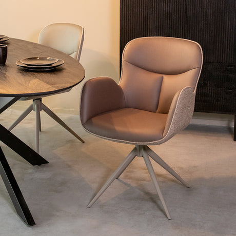 LABEL51 Eetkamerstoel Lasse - Bruin - Microfiber van LABEL51 – Luxe comfort op maat van PureWonen. Vraag naar de beste prijs.