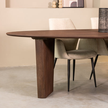 LABEL51 Eetkamertafel Wow - Espresso - Mangohout - 300x130 cm van LABEL51 – Luxe comfort op maat van PureWonen. Vraag naar de beste prijs.