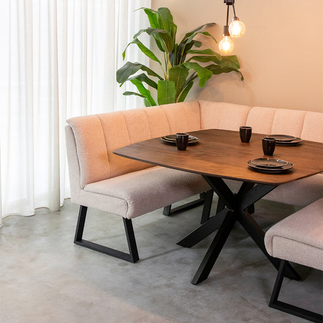 LABEL51 Eetkamertafel Blake - Espresso - Mangohout - 130x130 cm van LABEL51 – Luxe comfort op maat van PureWonen. Vraag naar de beste prijs.