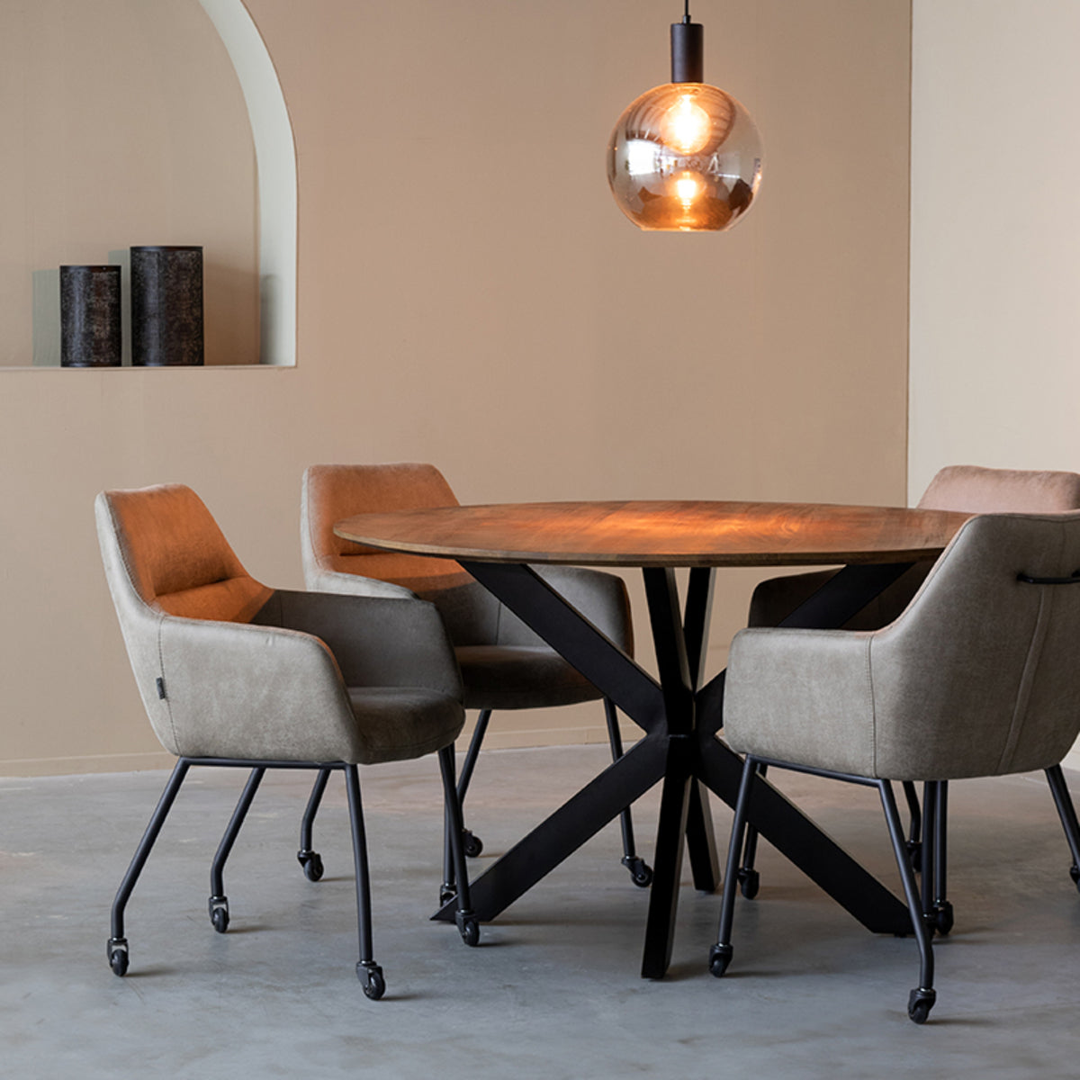 LABEL51 Eetkamertafel Otis - Nature - Mangohout - 130 cm - Rond van LABEL51 - laagste prijs offerte van PureWonen