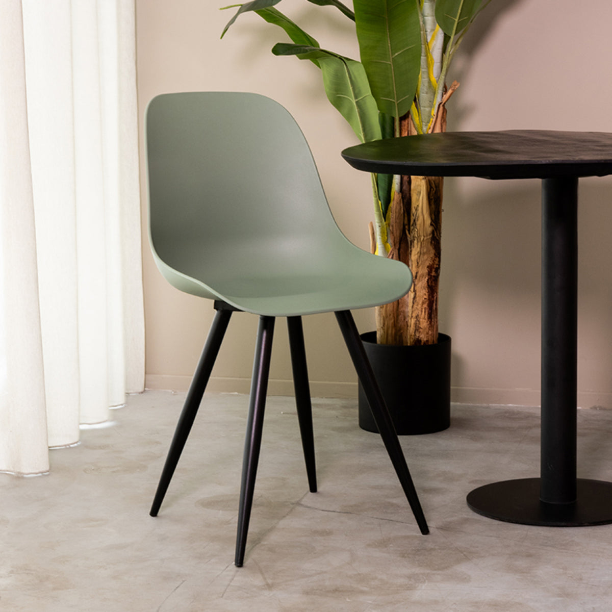 LABEL51 Eetkamerstoel Monza - Forest - Kunststof van LABEL51 – Luxe comfort op maat van PureWonen. Vraag naar de beste prijs.