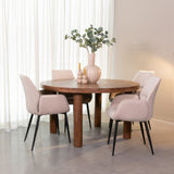 LABEL51 Eetkamertafel Elly - Nature - Mangohout - 140x140 cm van LABEL51 – Luxe comfort op maat van PureWonen. Vraag naar de beste prijs.