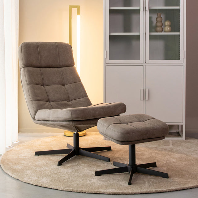 LABEL51 Fauteuil Alvar - Taupe - Boucle - Incl. Hocker van LABEL51 – Luxe comfort op maat van PureWonen. Vraag naar de beste prijs.