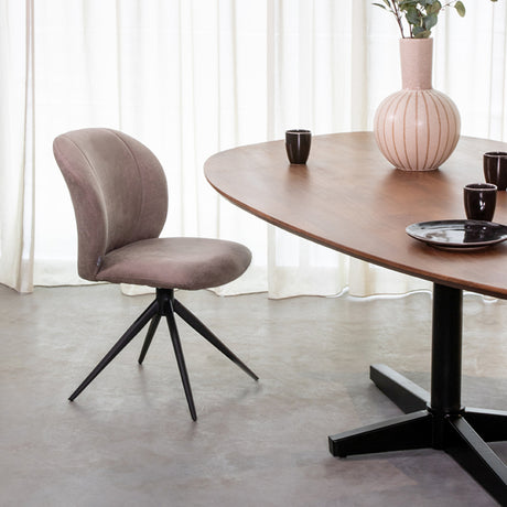 LABEL51 Eetkamerstoel Kimo - Naturel - Boucle - Zwart Onderstel van LABEL51 – Luxe comfort op maat van PureWonen. Vraag naar de beste prijs.