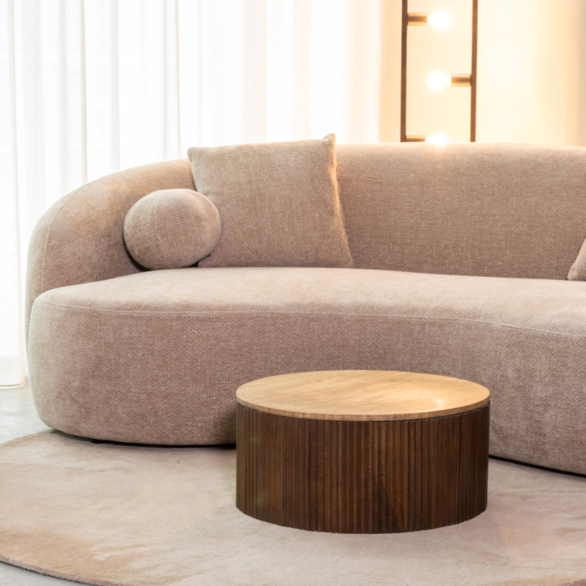 LABEL51 Salontafel Ribble - Espresso - Travertin van LABEL51 – Luxe comfort op maat van PureWonen. Vraag naar de beste prijs.