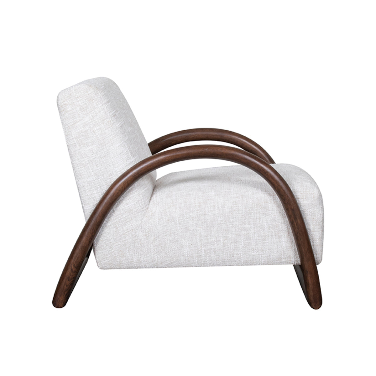 LABEL51 Fauteuil Viggo - Naturel - Boucle - Walnoot onderstel van LABEL51 – Luxe comfort op maat van PureWonen. Vraag naar de beste prijs.