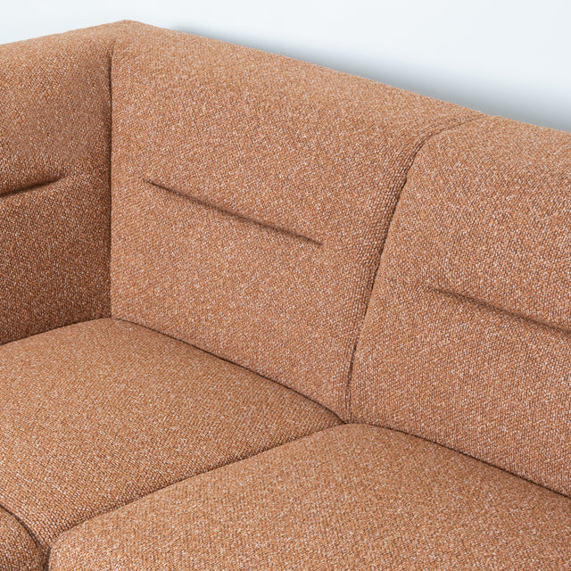 LABEL51 Hoekbank Bolzano - Coral - Boucle - Rechts van LABEL51 – Luxe comfort op maat van PureWonen. Vraag naar de beste prijs.