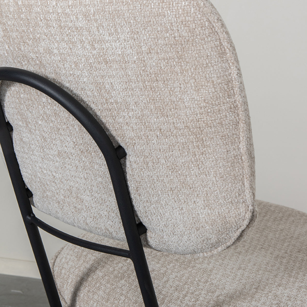 LABEL51 Eetkamerstoel Liva - Naturel - Elite van LABEL51 – Luxe comfort op maat van PureWonen. Vraag naar de beste prijs.