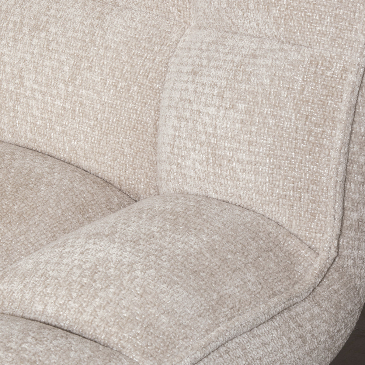 LABEL51 Fauteuil Vince - Naturel - Elite van LABEL51 – Luxe comfort op maat van PureWonen. Vraag naar de beste prijs.