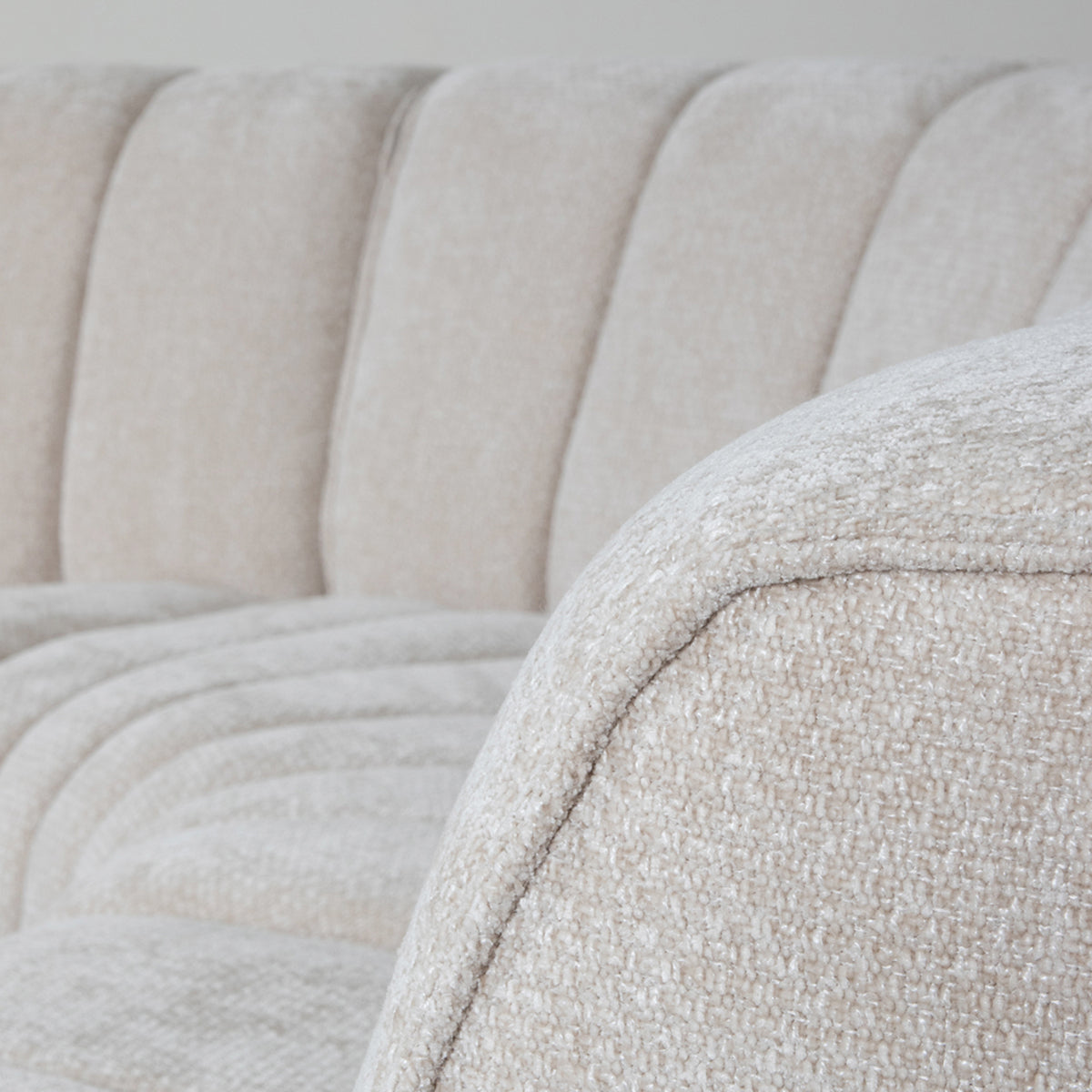LABEL51 Hoekbank Vitoro - Naturel - Elite - Links van LABEL51 – Luxe comfort op maat van PureWonen. Vraag naar de beste prijs.