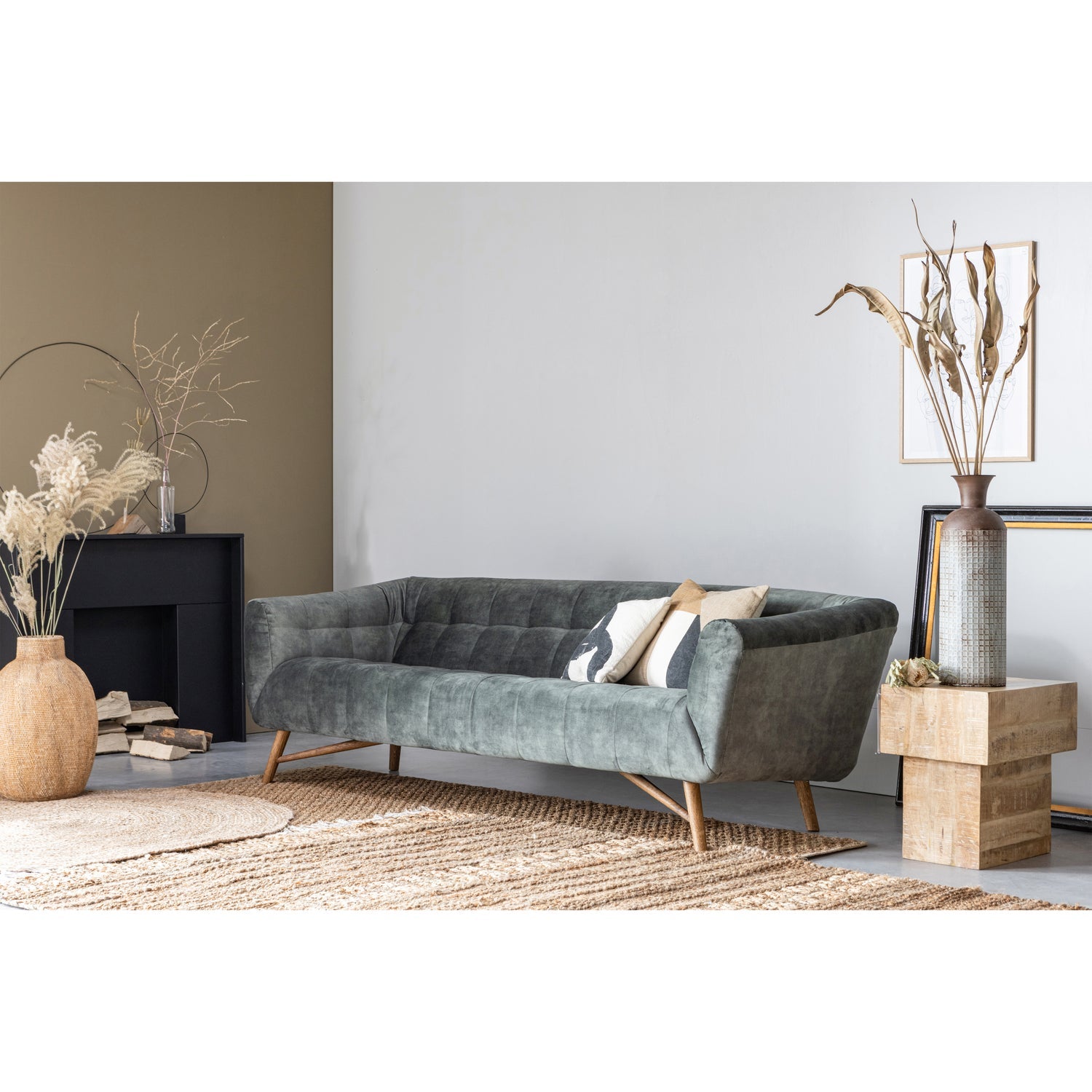 Ross Vloerkleed Naturel O150 Cm van WOOOD – Luxe comfort op maat van PureWonen. Vraag naar de beste prijs.