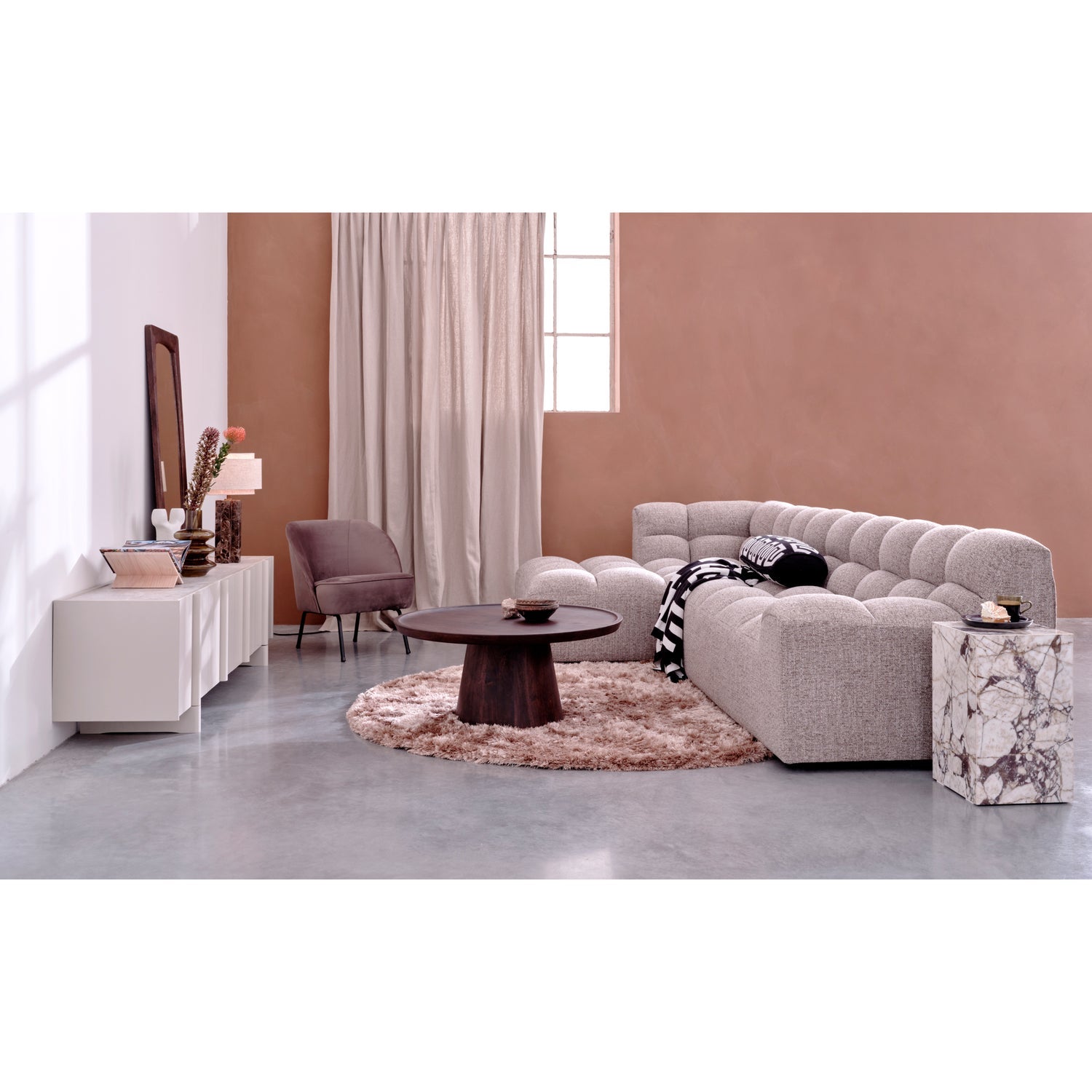 Allure Chaise Longue Links Geweven Stof Bruin Melange van WOOOD – Luxe comfort op maat van PureWonen. Vraag naar de beste prijs.
