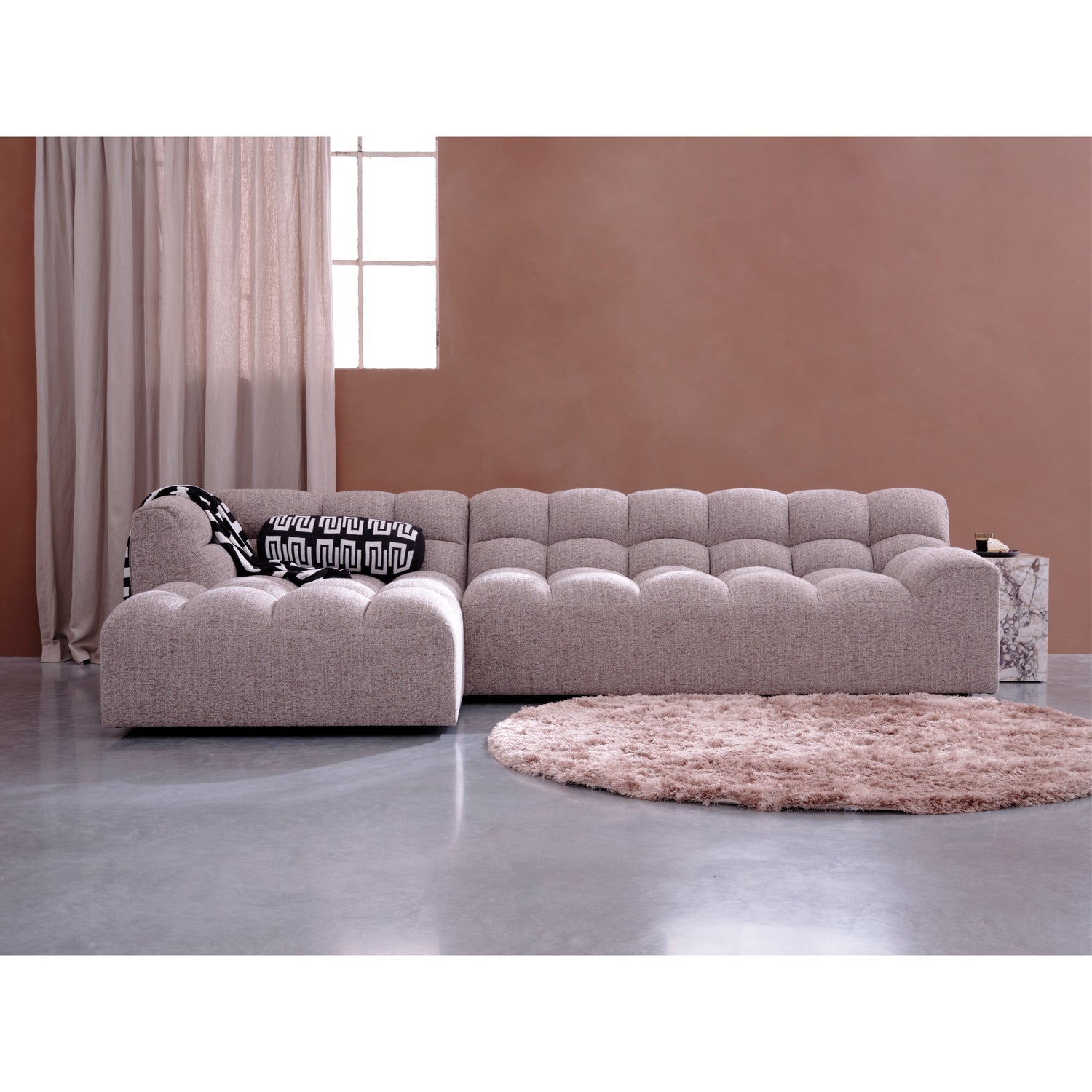 Allure Chaise Longue Links Geweven Stof Bruin Melange van WOOOD – Luxe comfort op maat van PureWonen. Vraag naar de beste prijs.