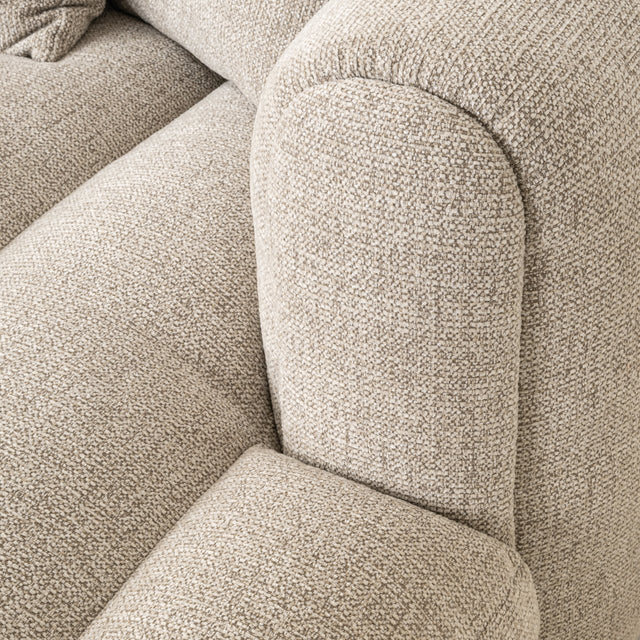 Bank Novaro natural fancy lounge right