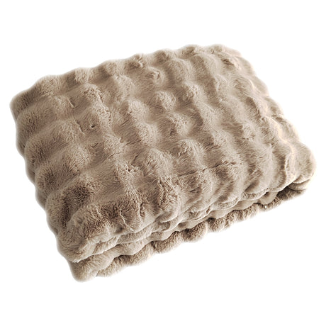 Plaid Nordic Plush beige 150x200 van Richmond Interiors – Luxe comfort op maat van PureWonen. Vraag naar de beste prijs.