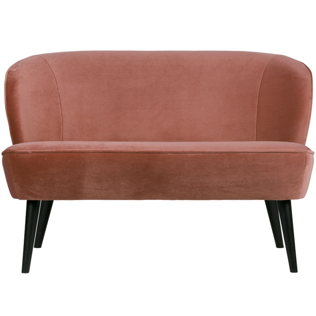 Sara Bankje Fluweel Oud Roze van WOOOD – Luxe comfort op maat van PureWonen. Vraag naar de beste prijs.