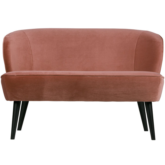 Sara Bankje Fluweel Oud Roze van WOOOD – Luxe comfort op maat van PureWonen. Vraag naar de beste prijs.