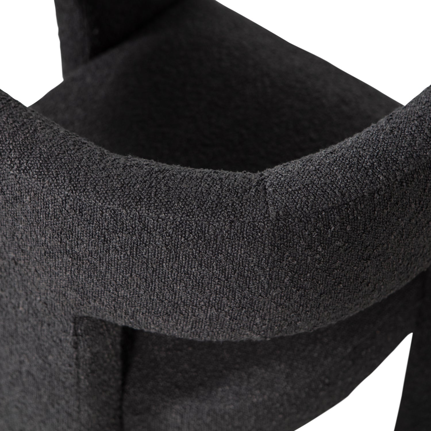 Tiwa Fauteuil Boucle Donkergrijs van WOOOD – Luxe comfort op maat van PureWonen. Vraag naar de beste prijs.